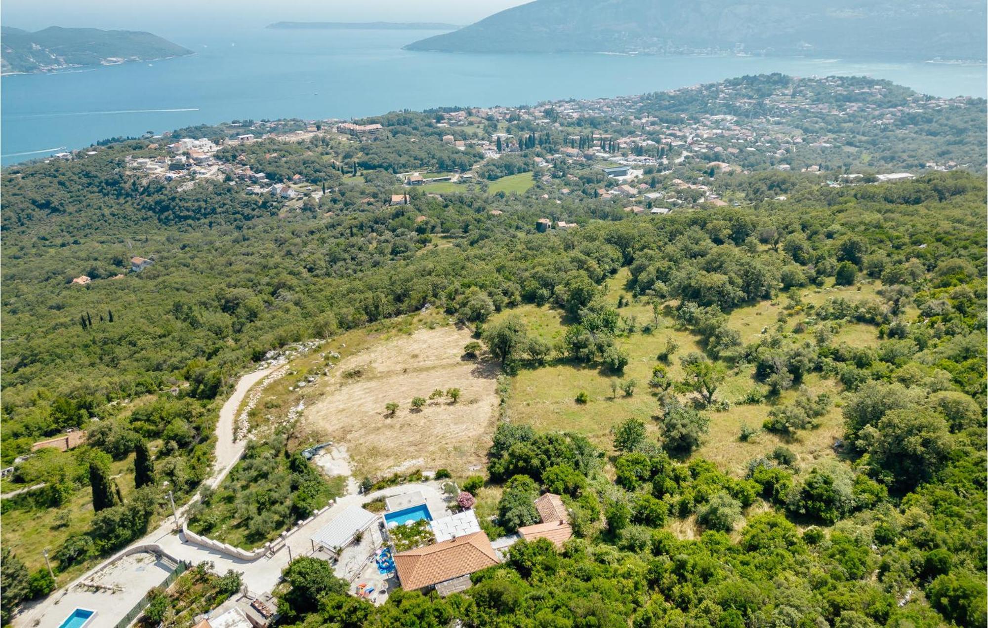 Amazing Home In Herceg Novi With House Sea View Zewnętrze zdjęcie